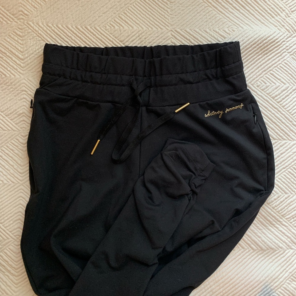 Whitney Simmons V2 fitted jogger